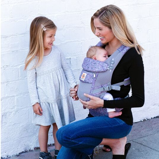 Porte Bébé - BreathBabyBag™ - Mauve Lavande - Bébé a board