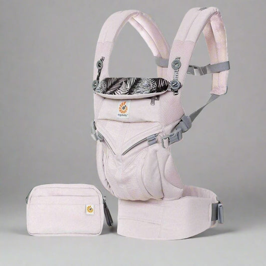 Porte Bébé - BreathBabyBag™ - Rose Maille - Bébé a board