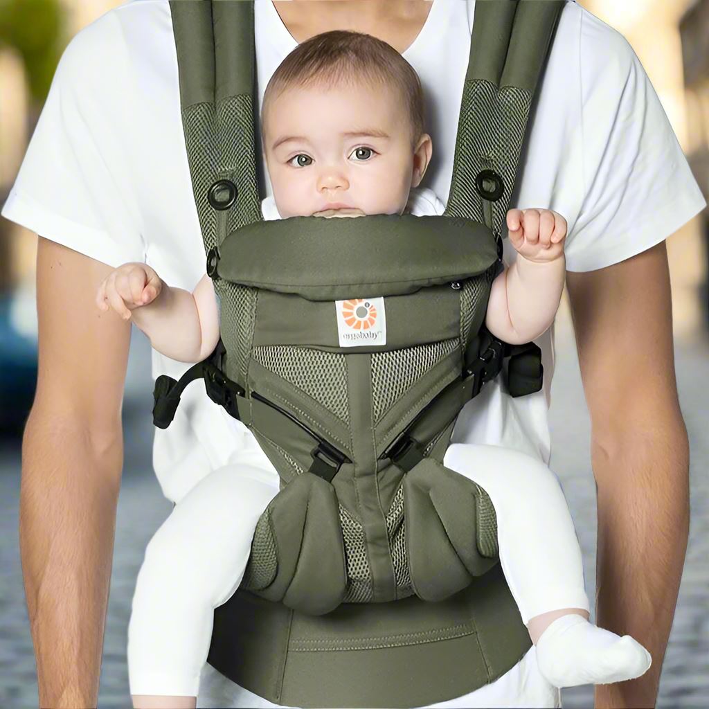 Porte Bébé - BreathBabyBag™ - Vert Olive - Bébé a board